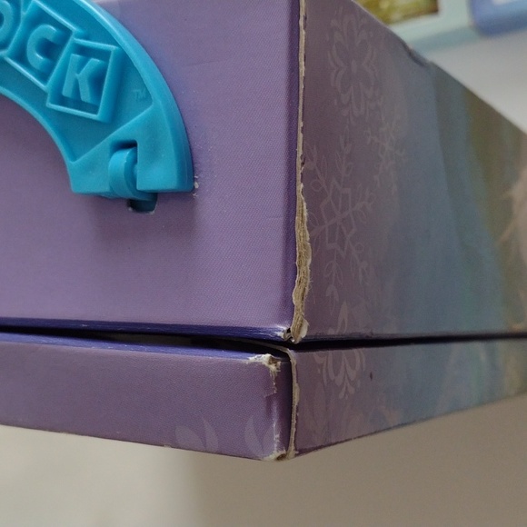 Disney Frozen & Shimmer mini block books two sets - Picture 14 of 16